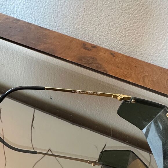 Versace Sunglasses with Gold Frame and Dark Lenses - Picture 3 of 4